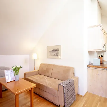 Stranach Apartman *